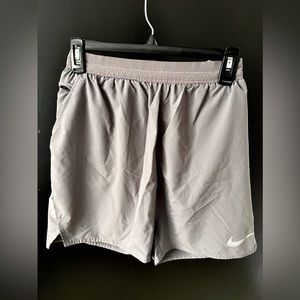 Nike Grey Shorts // Size Small